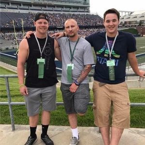 Meet your Posher, Chris